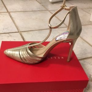 Kelly and Katie gold evening shoe